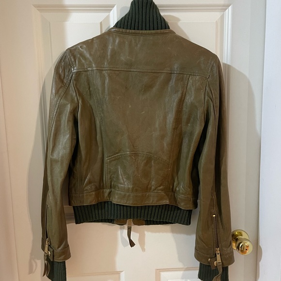 Leather jacket - Picture 2 of 2